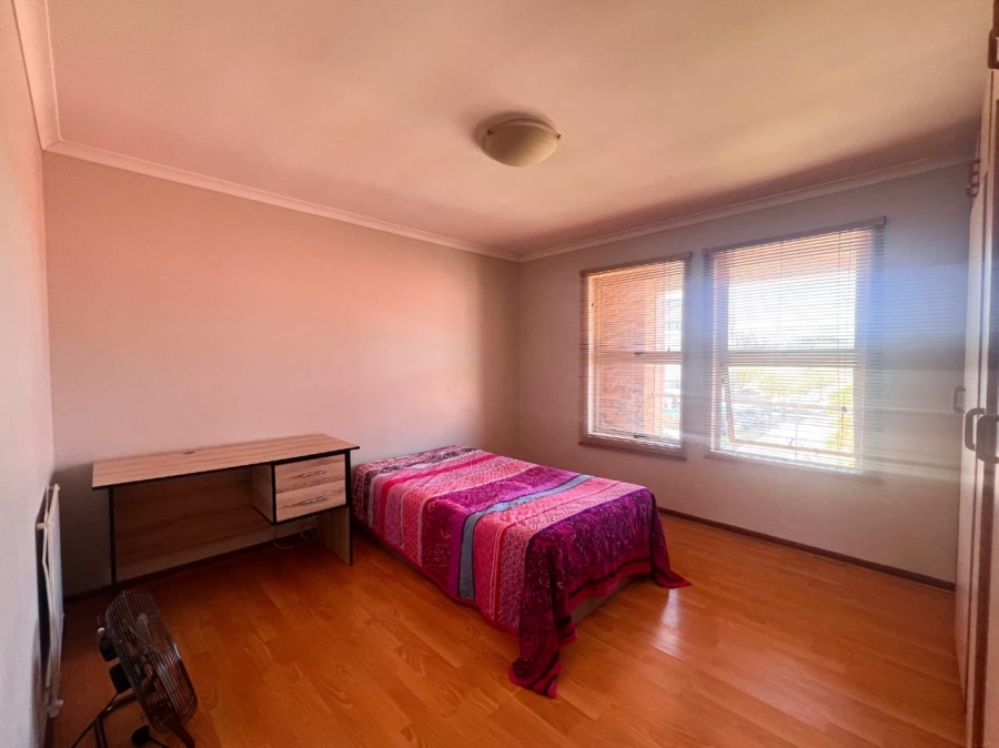 2 Bedroom Property for Sale in Durbanville Western Cape